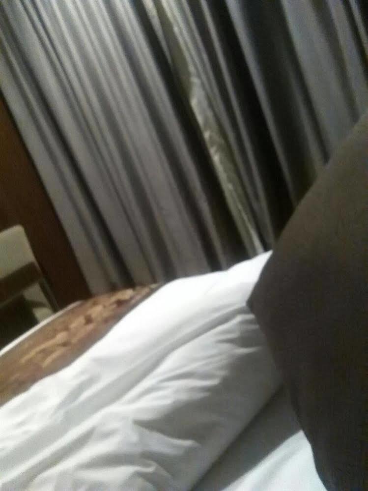 Ehrenburg Hotel Foshan Zewnętrze zdjęcie